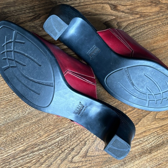 Munro American Red Leather Slides 11.5 N - Picture 11 of 11